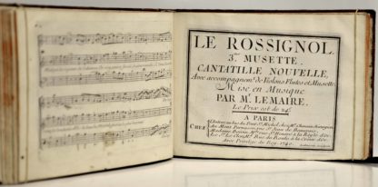 PARTITIONS MUSICALES XVIIIe SIECLE / MOURET / NAUDE / LEMAIRE / BLAISE / LULLY, Ensemble de 9 partitions de « cantatilles », paroles et musique entièrement gravées, ca 1735-1745, complété par deux copies manuscrites de même époque de pièces de Lully. – Image 6